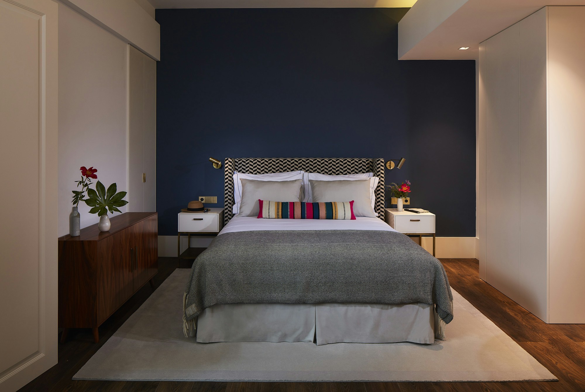 Studio - Bedroom