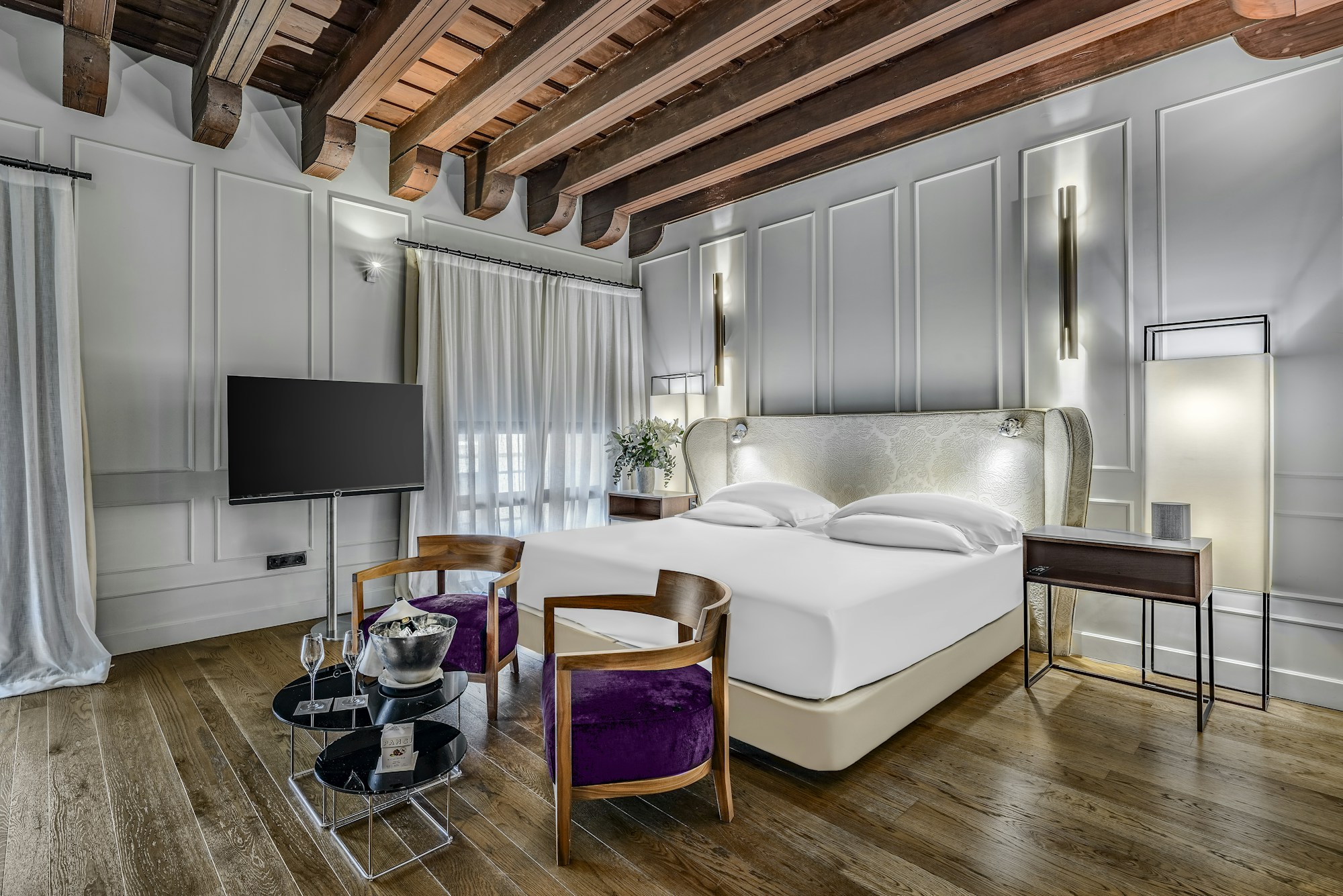 Premium Room - Bedroom