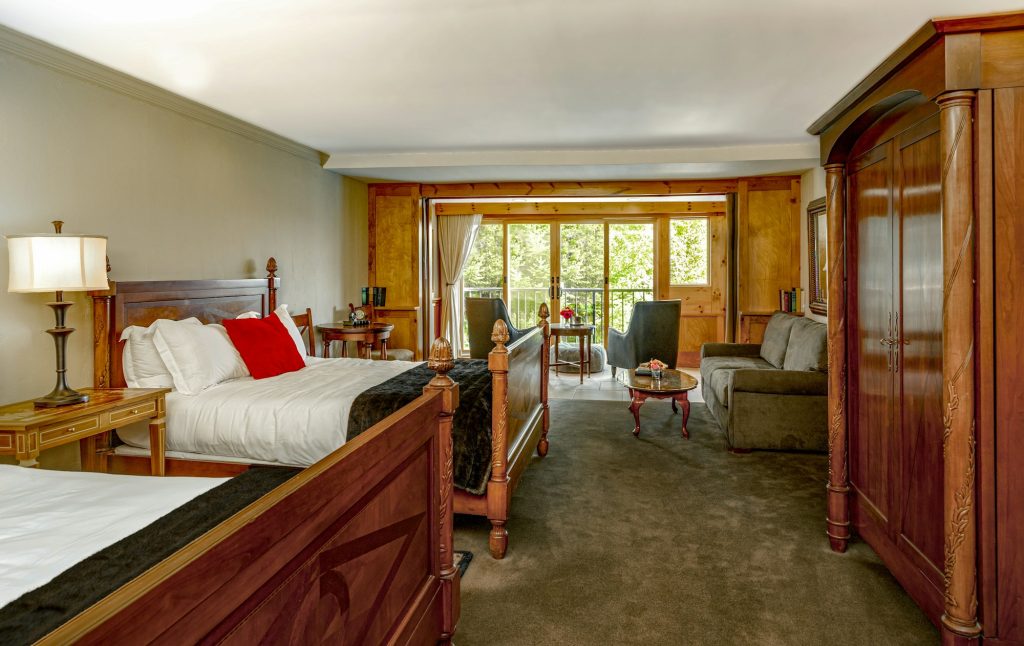 Alpine Ridge Room