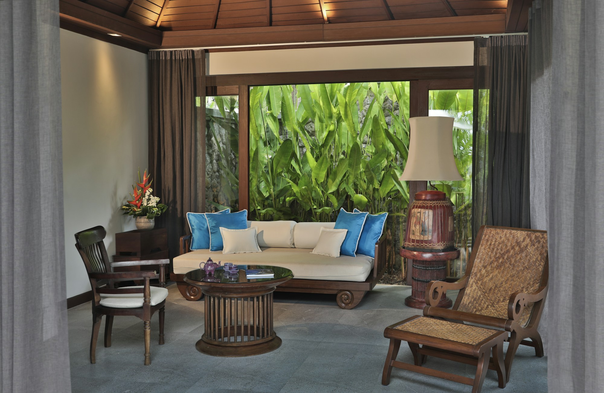 One Bedroom Beachside Pavilion Suite