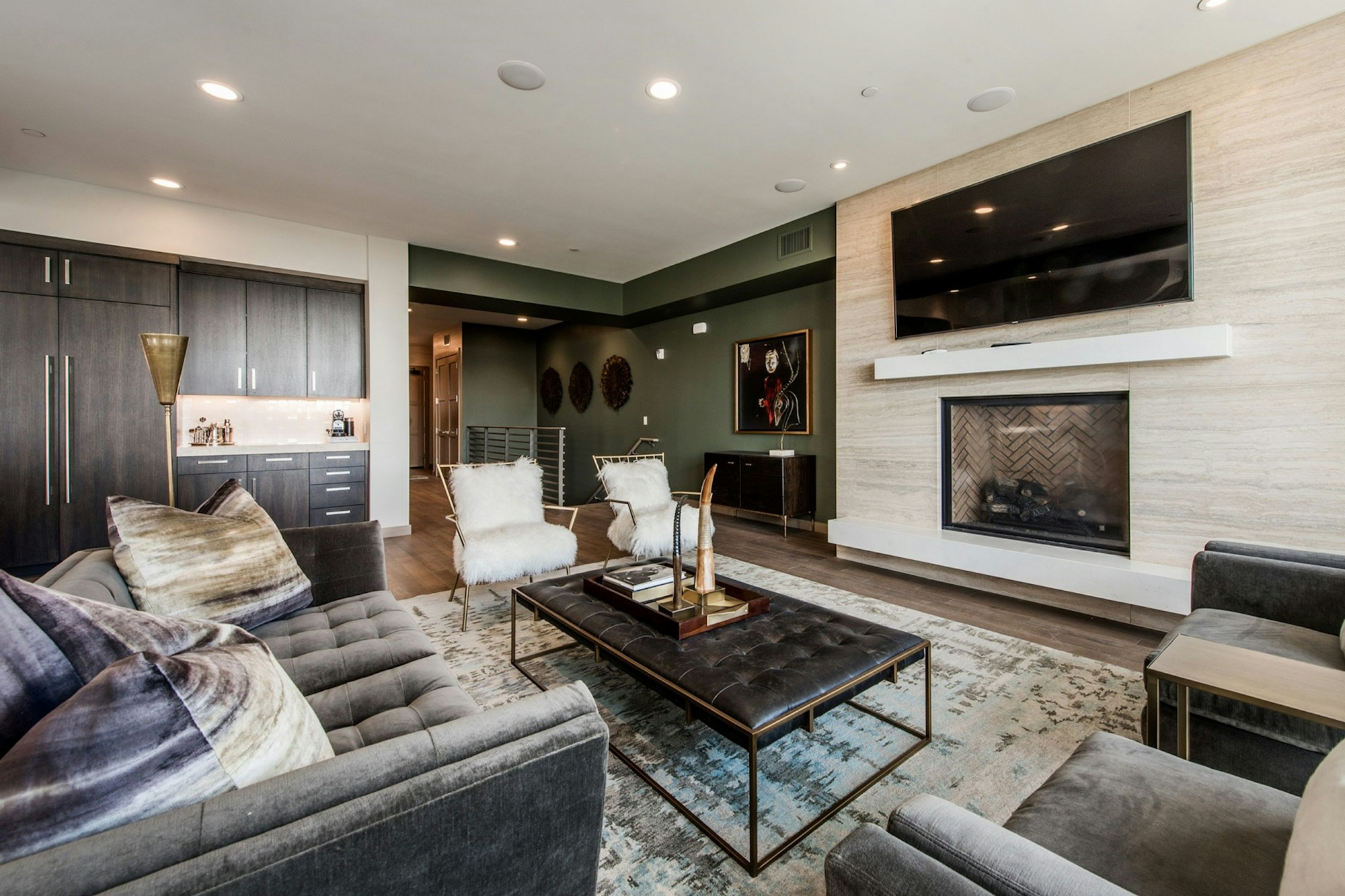 Platinum Two Bedroom Suite - Living Area