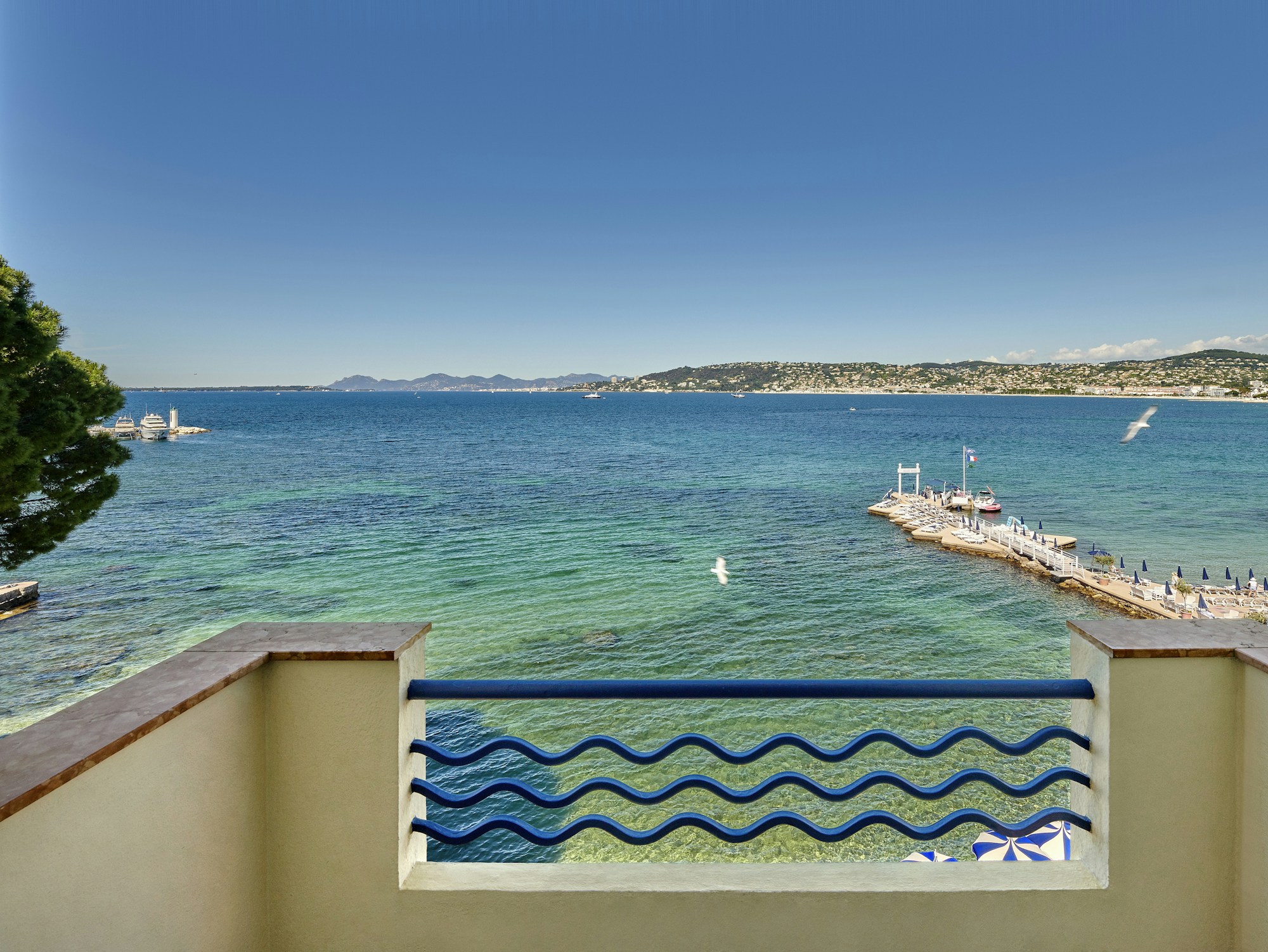 Deluxe Sea View Room - Sea View