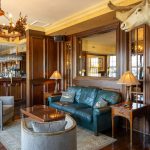 Lounge Sitting Area