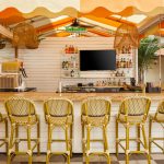 Pool Bar