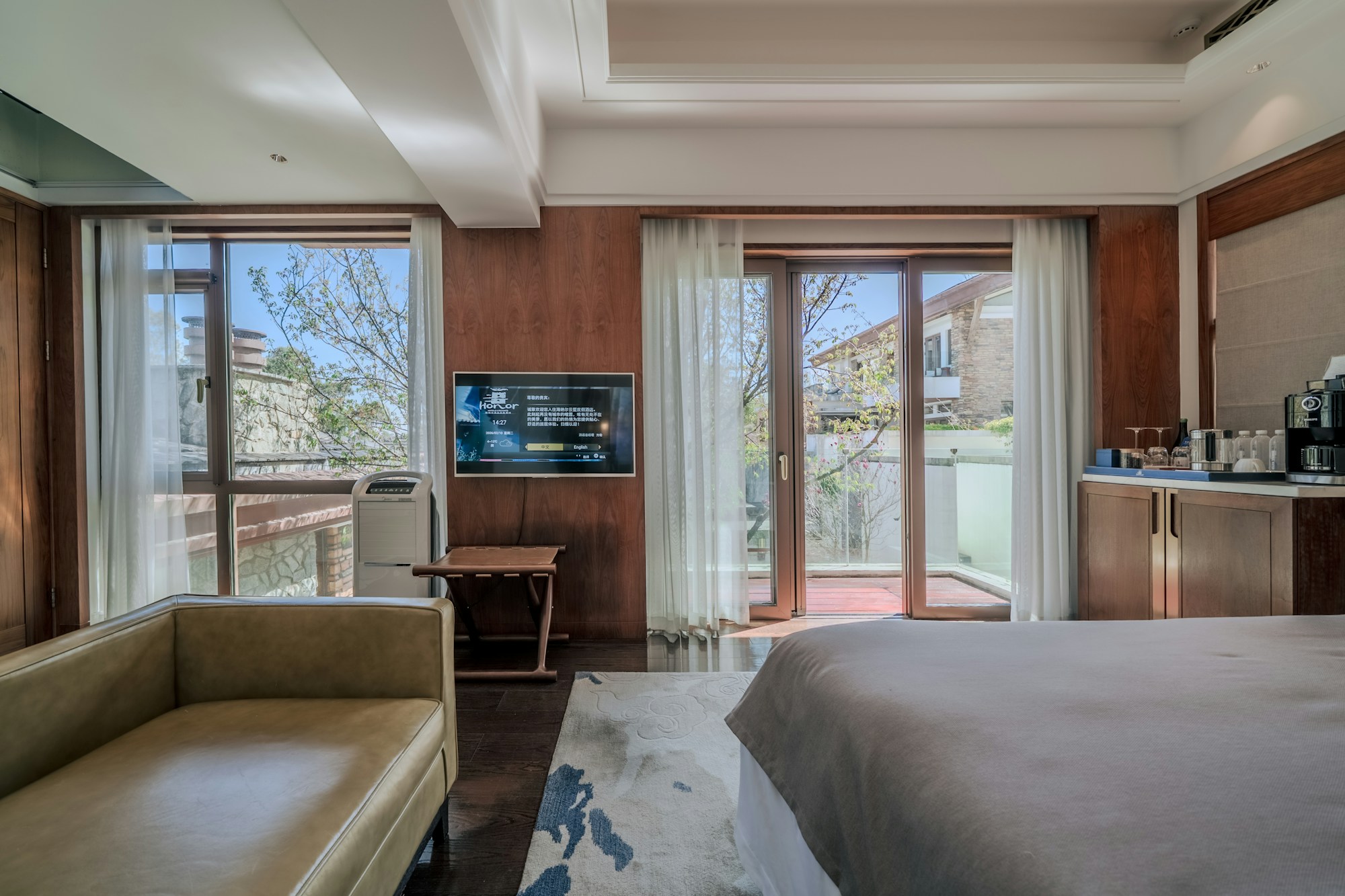 Sky View Room with Terrace - Bedroom