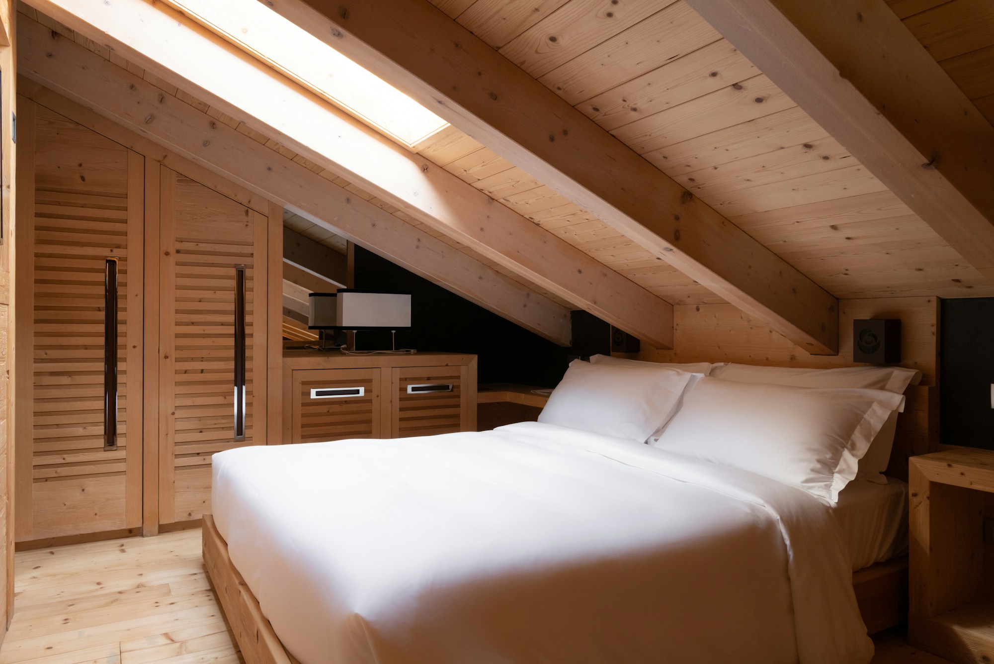 Loft Deluxe Room - Bedroom