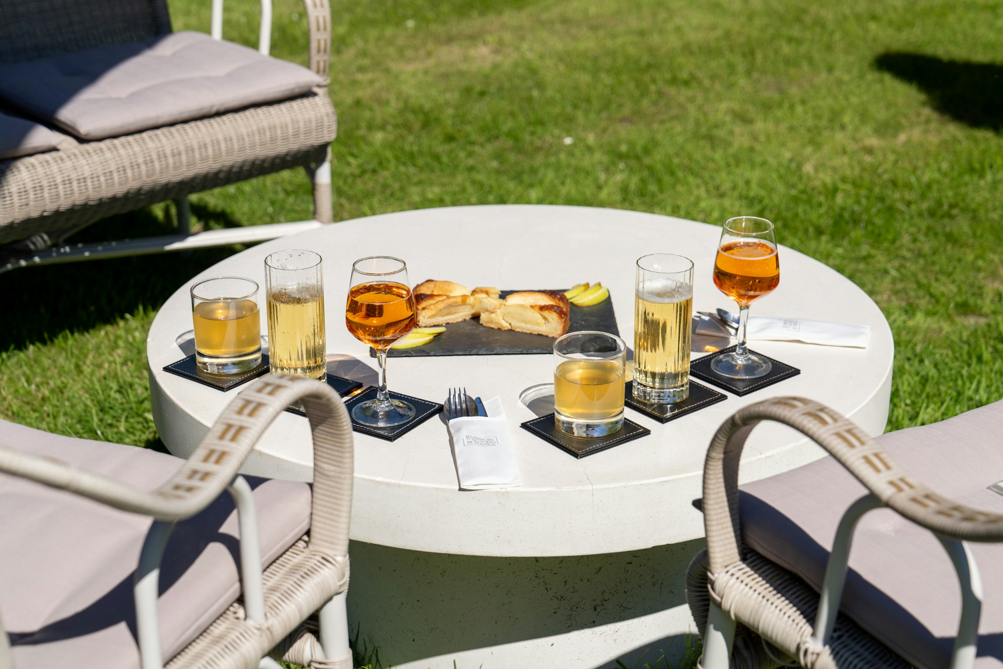 Outdoor Food and Drinks