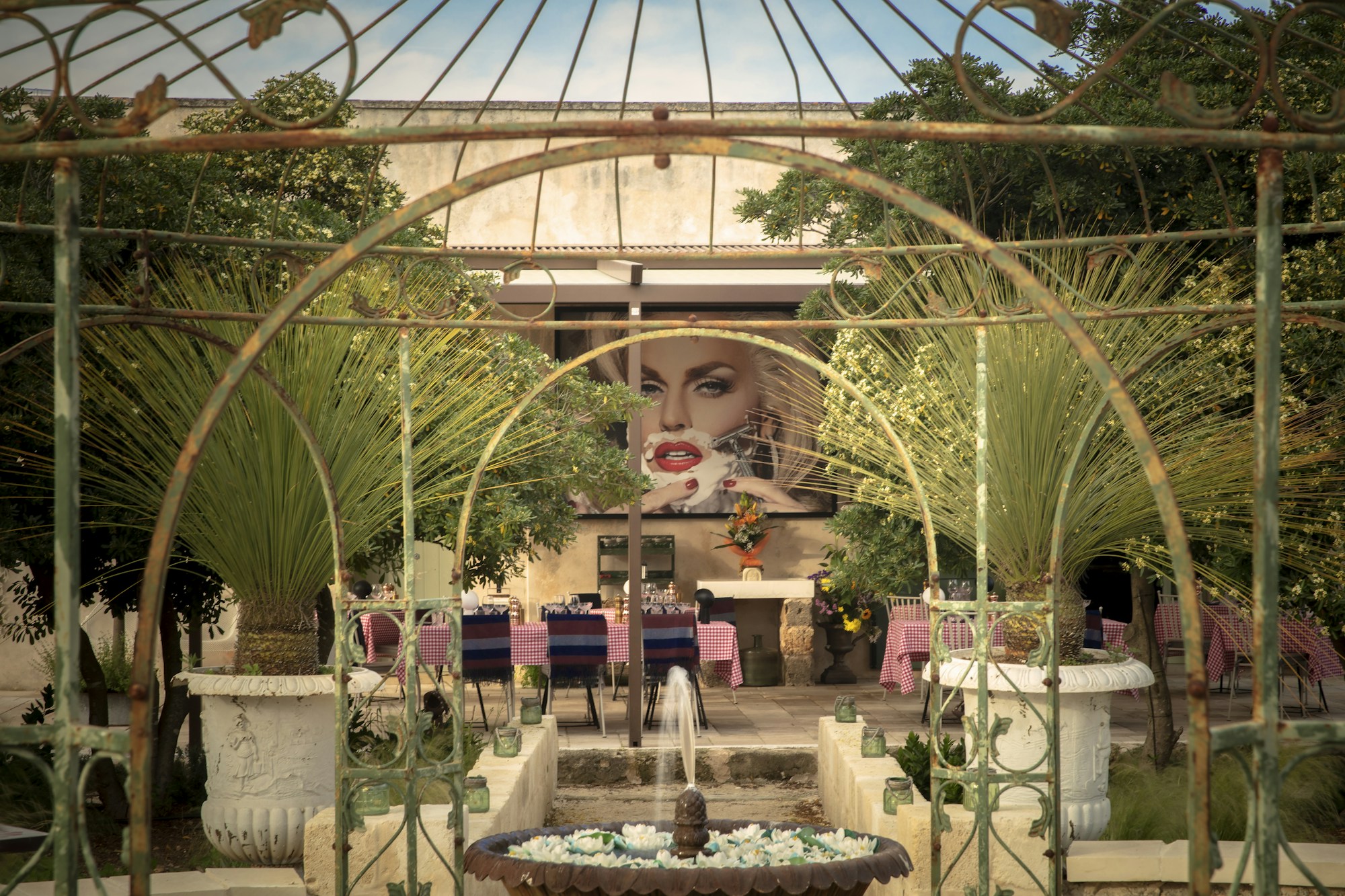 Elvira Restaurant