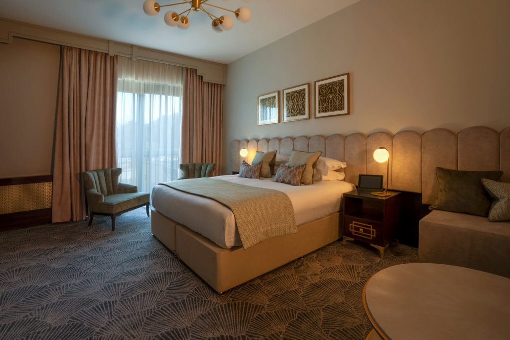 Hotel Junior Suite - Bedroom
