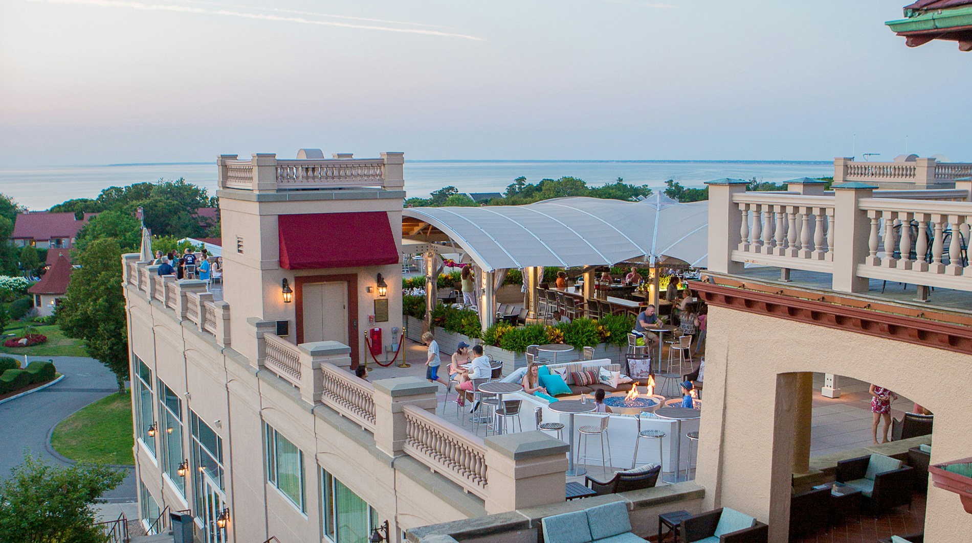 Ocean Terrace Bar
