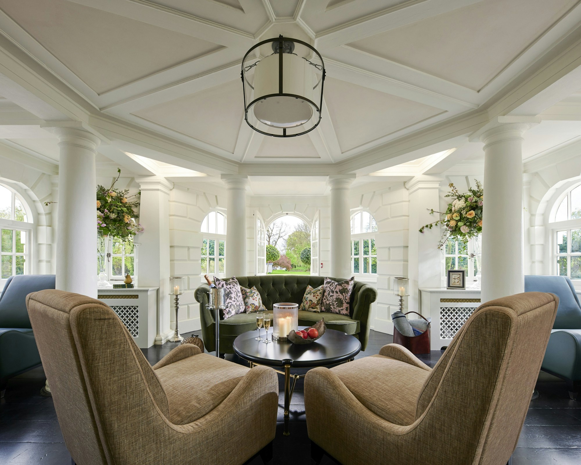 Temple Guest Lounge