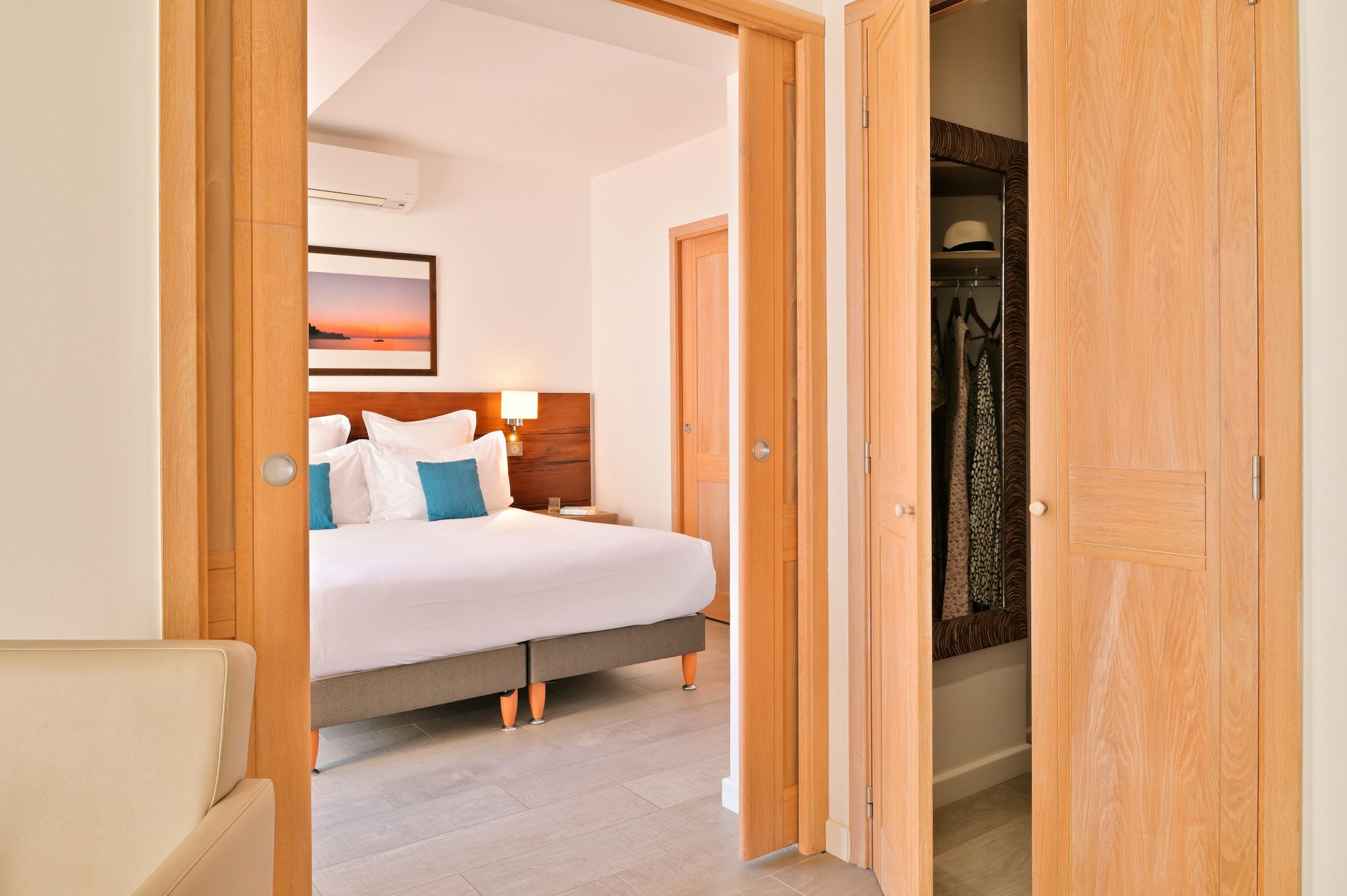 Sea Laterale Balcony Room - Bedroom