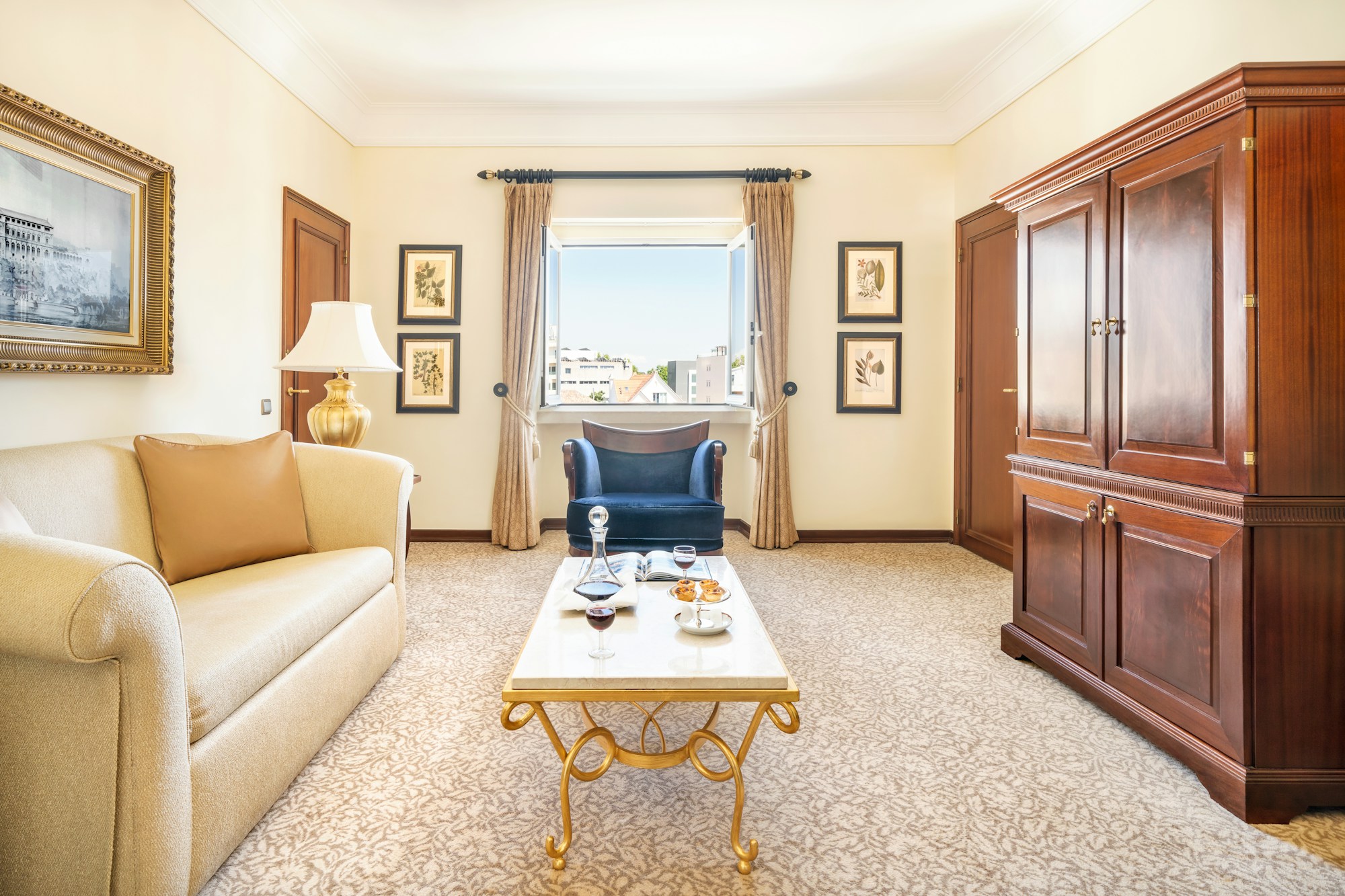Executive Suite