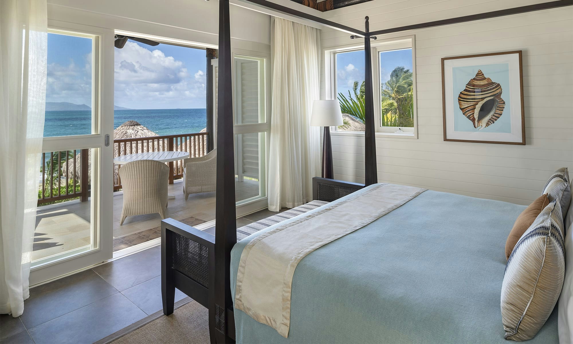 2BR Beachfront Villa - Bedroom