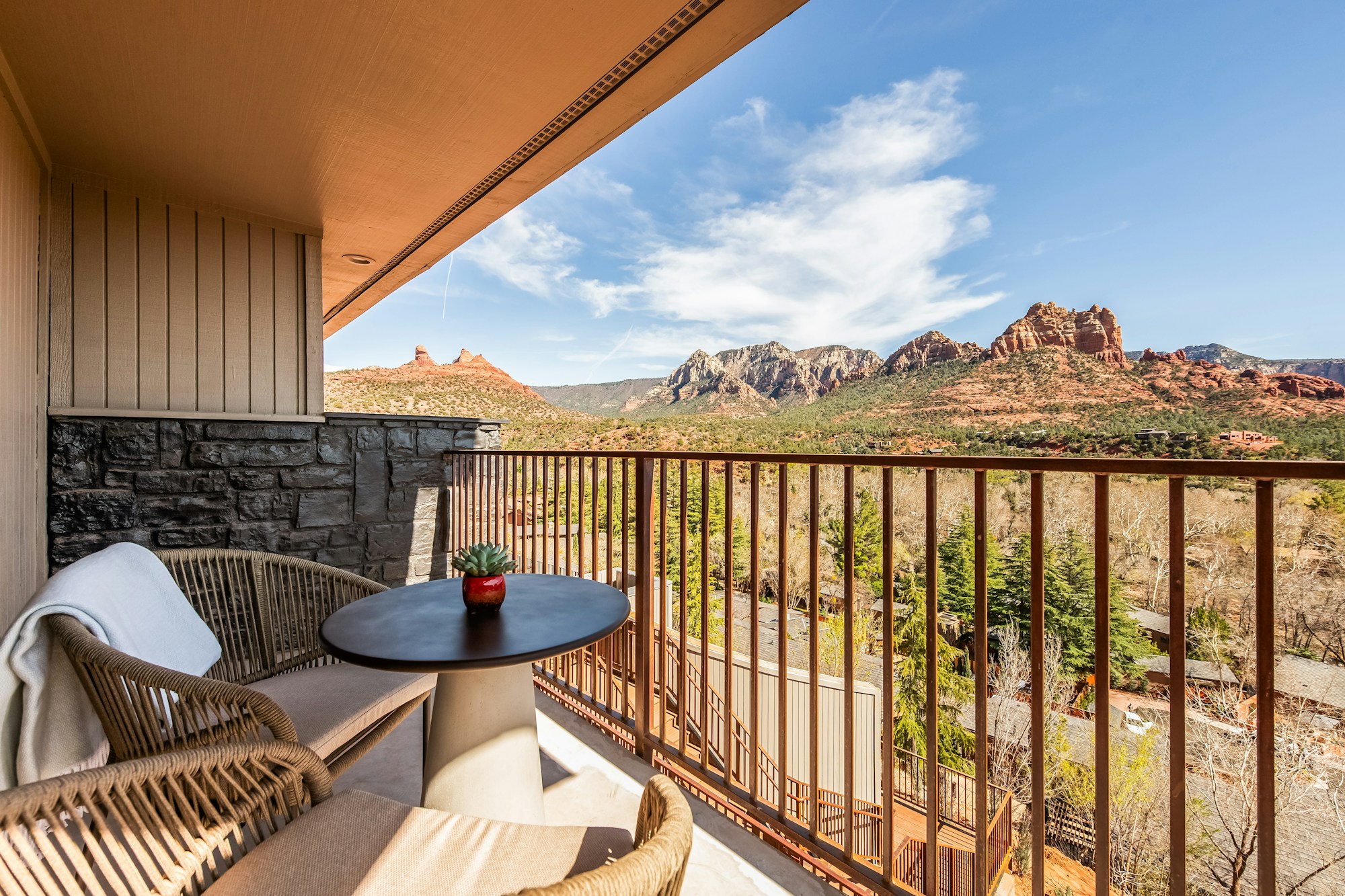 Cliffs King - Balcony