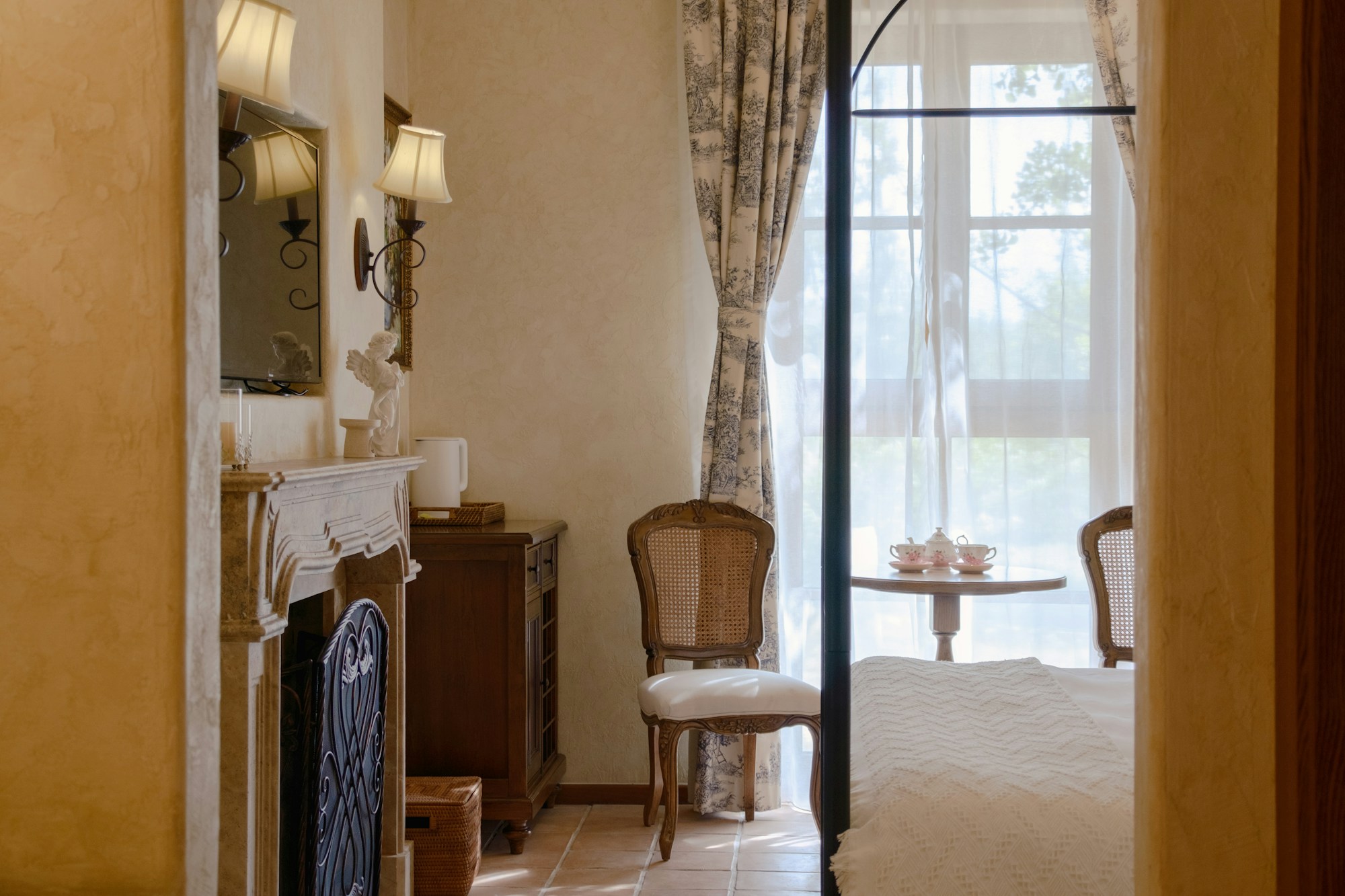 Cabernet Sauvignon Country View King Room - Bedroom