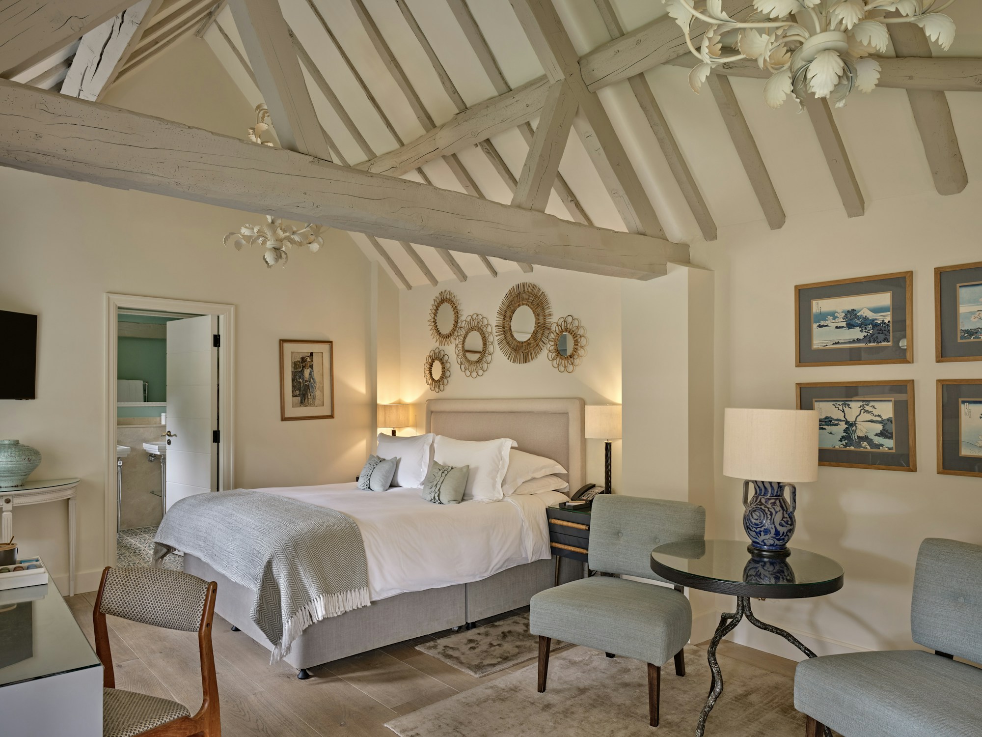 Top Notch - Bedroom