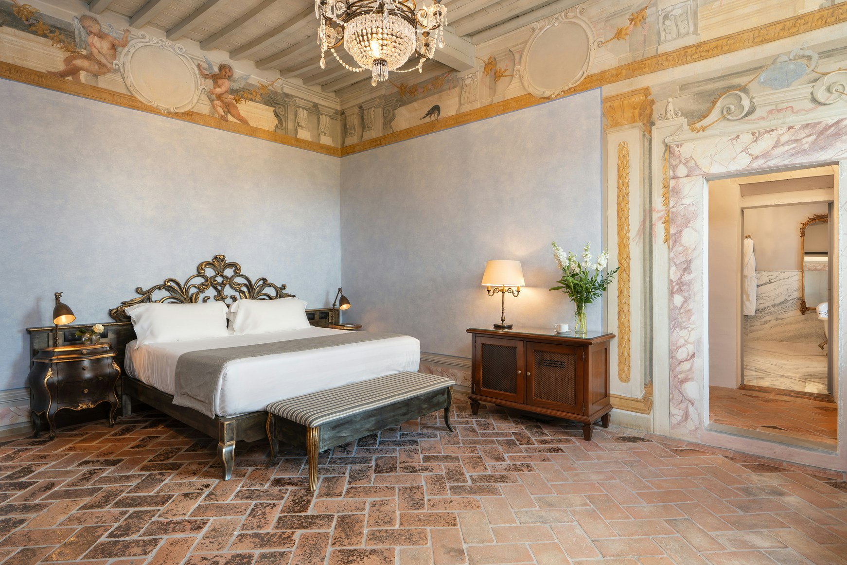Master Suite Bellavista - Bedroom