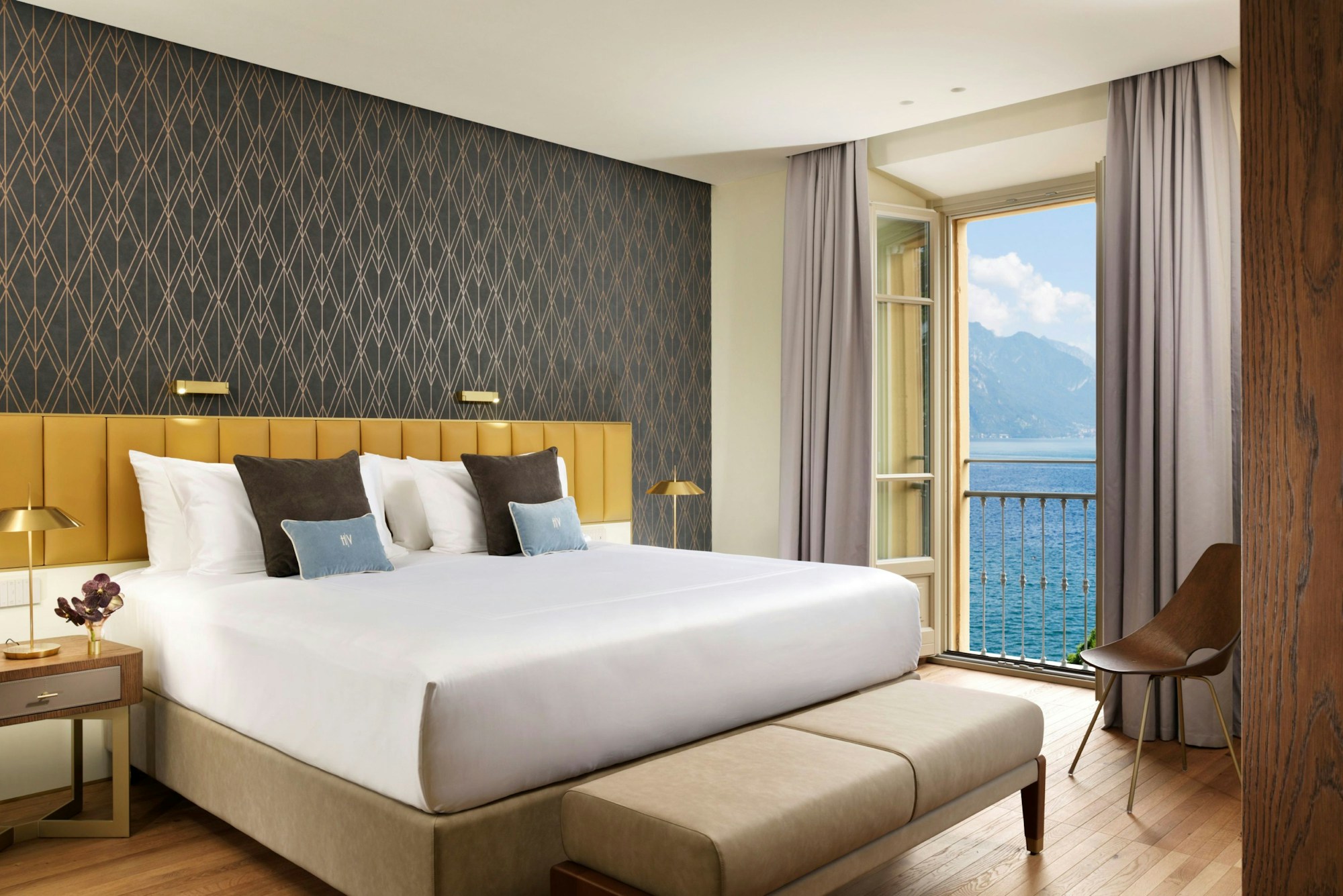 Junior Suite Lake View