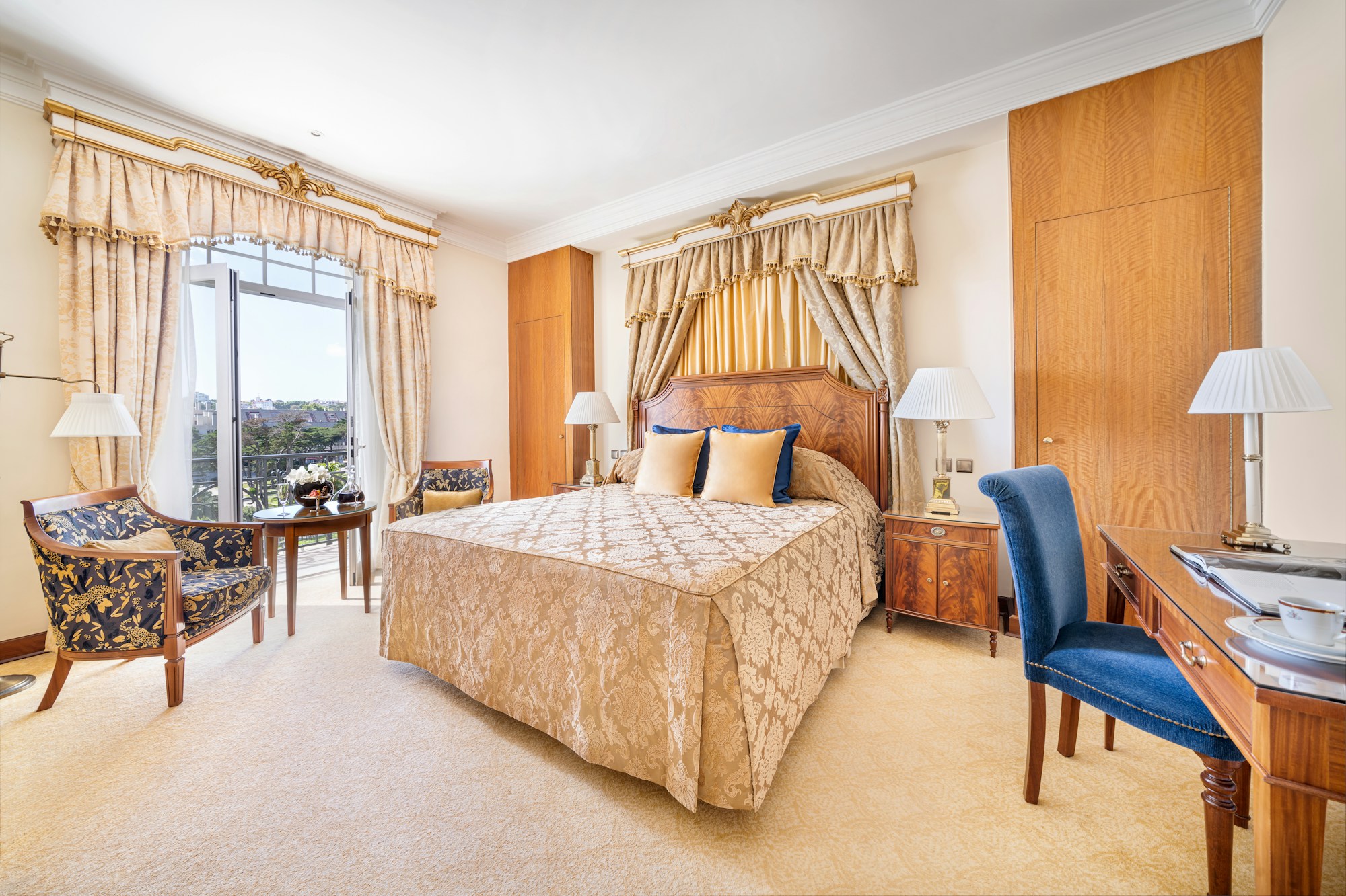 Executive Suite