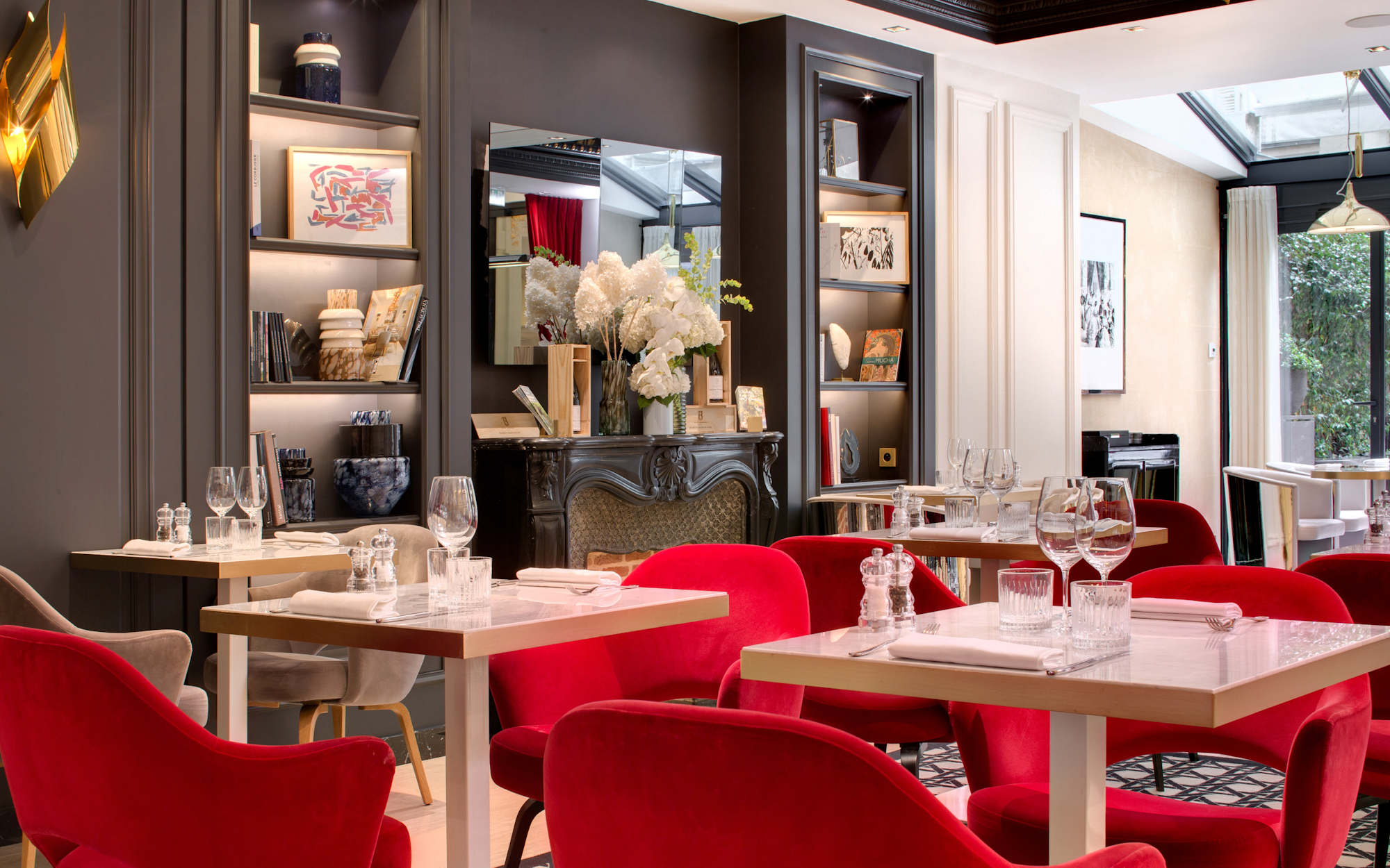 99 Haussmann Bar & Restaurant