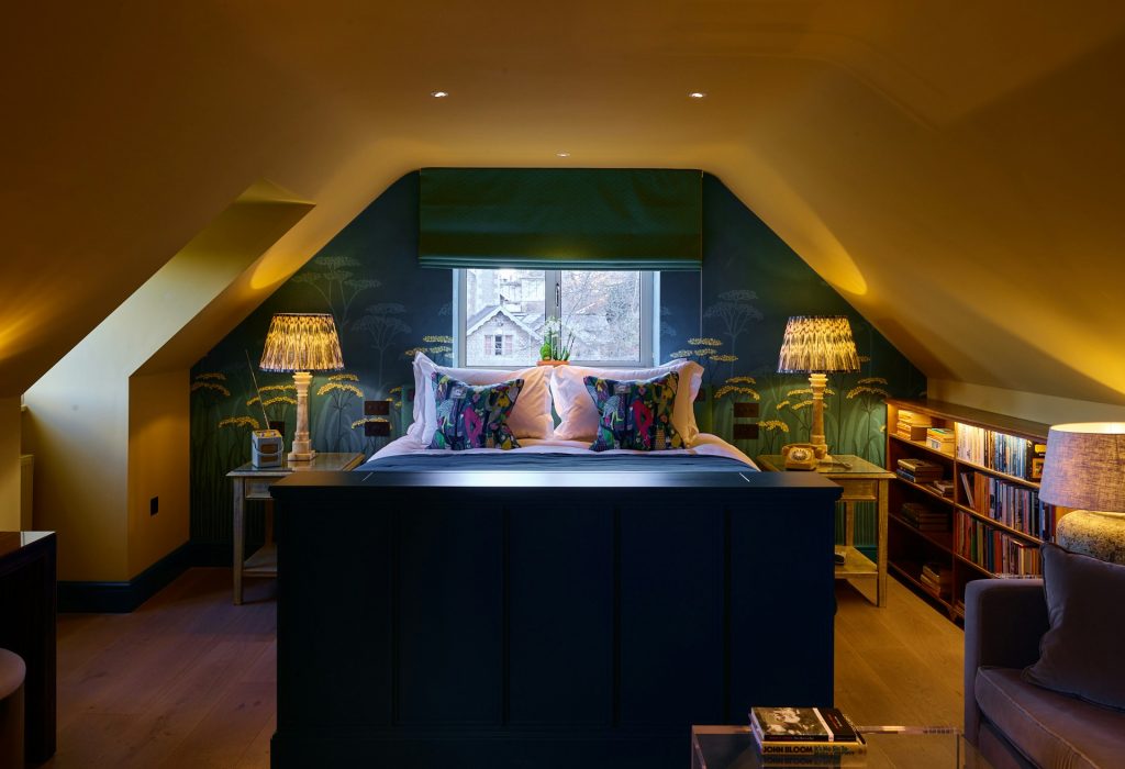 Mews Junior Suite - Bedroom