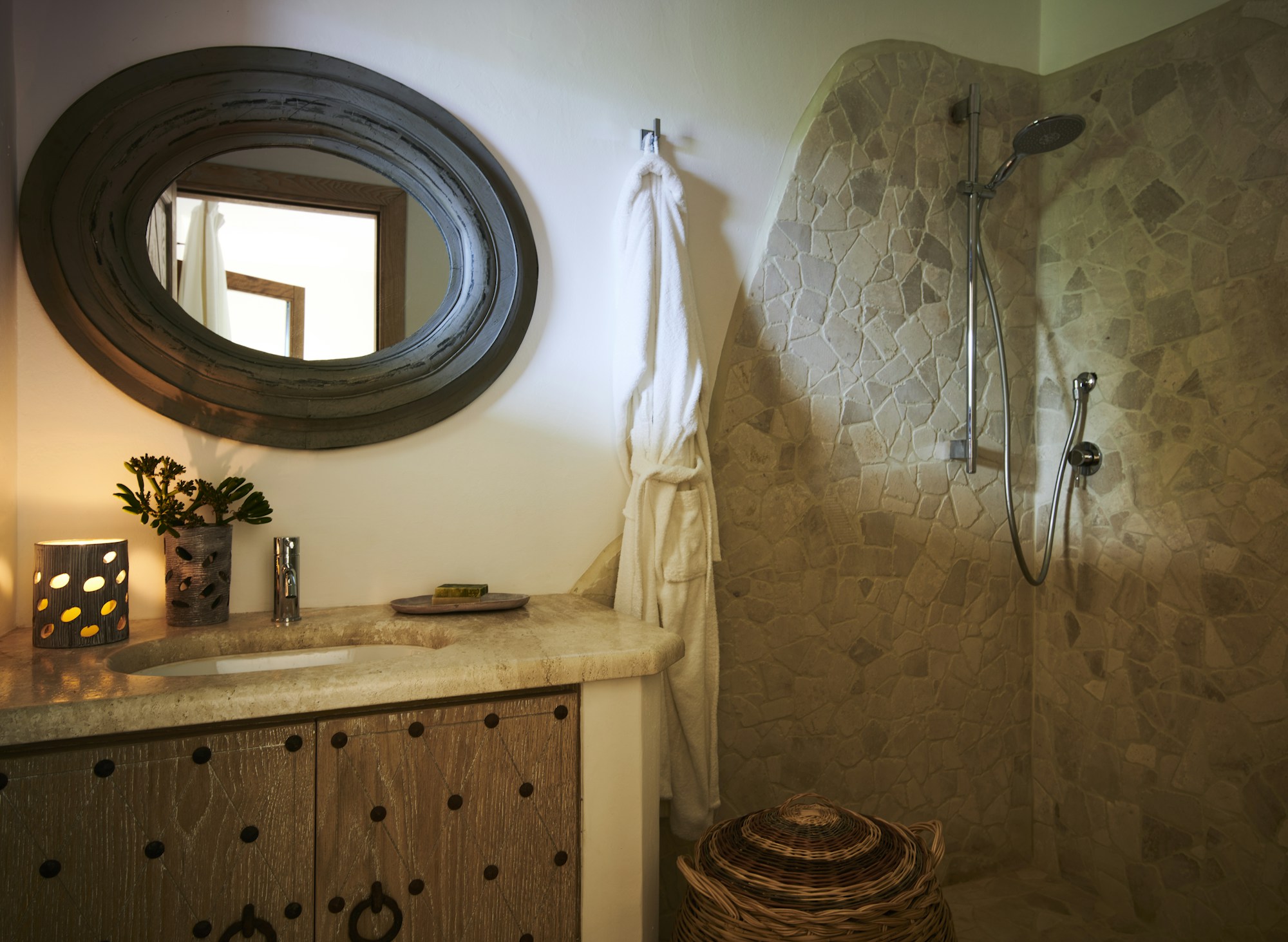 Prestige Pool Suite - Bathroom