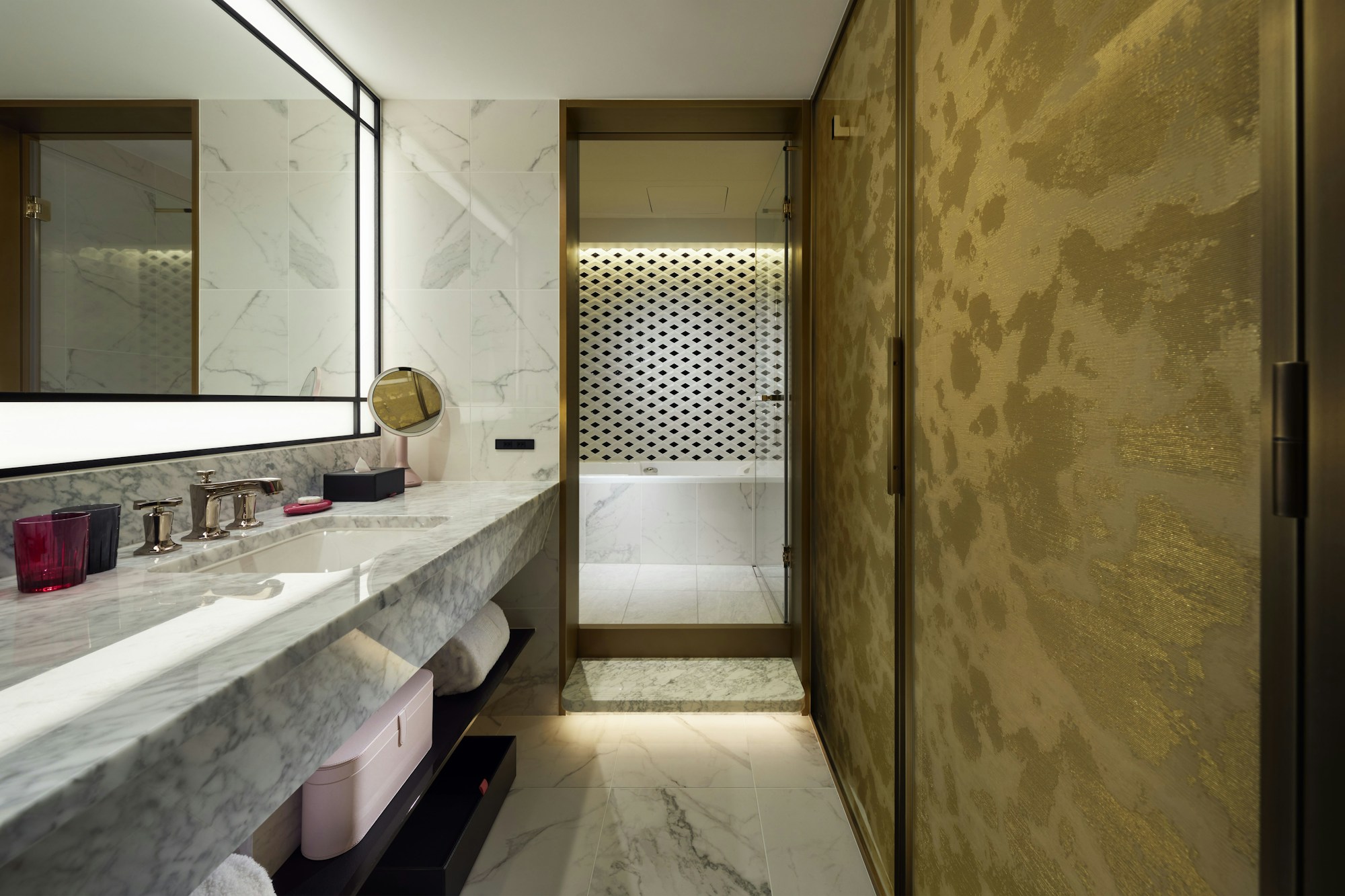 Superior / Superior Heritage View Bathroom