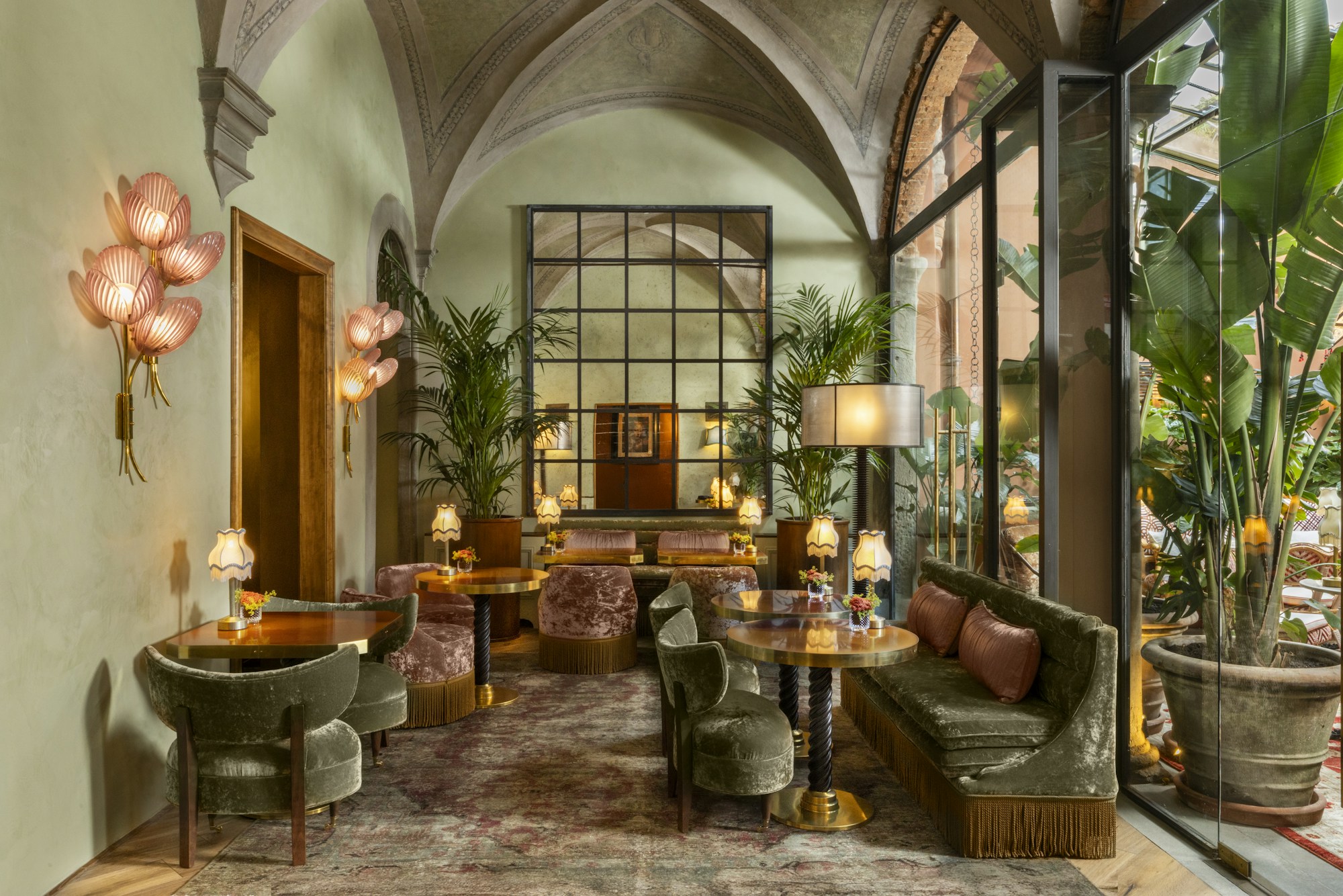 Lounge Bar