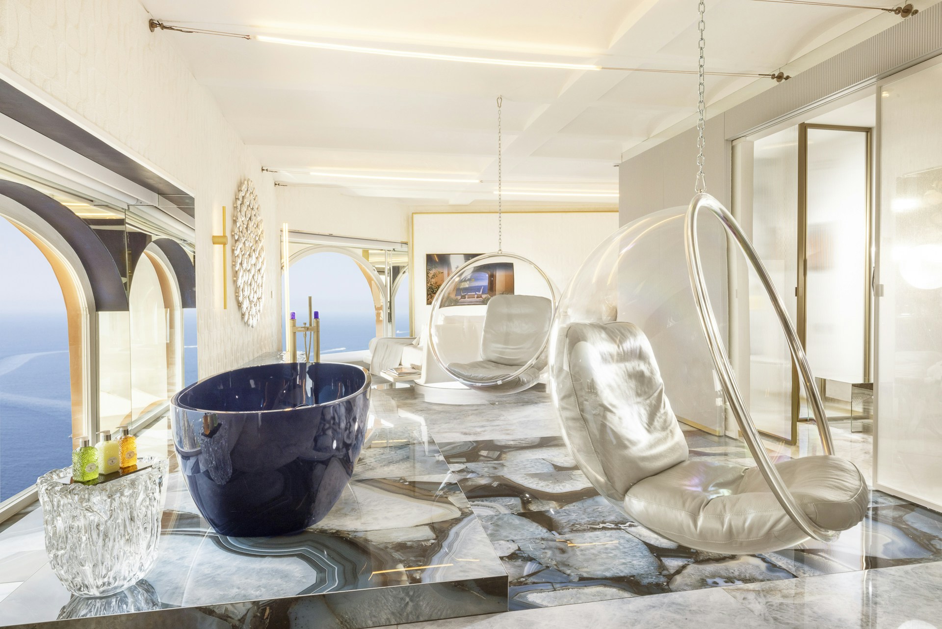 Suite Art - Bathtub