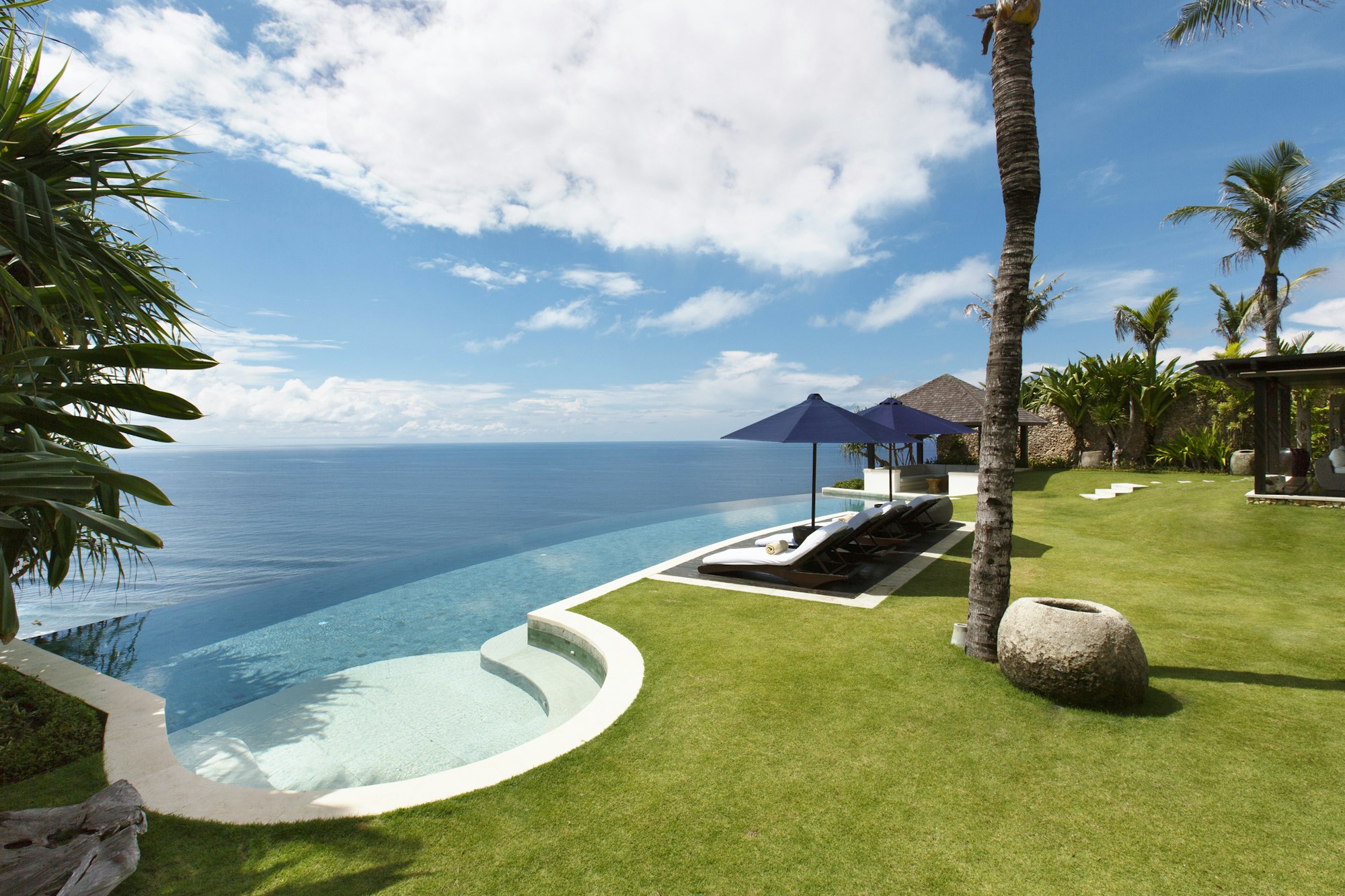 Pawana Villa - Pool