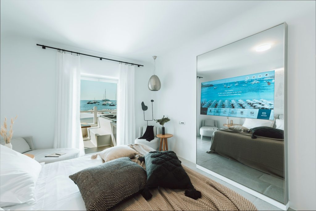 Honeymoon Suite - Bedroom