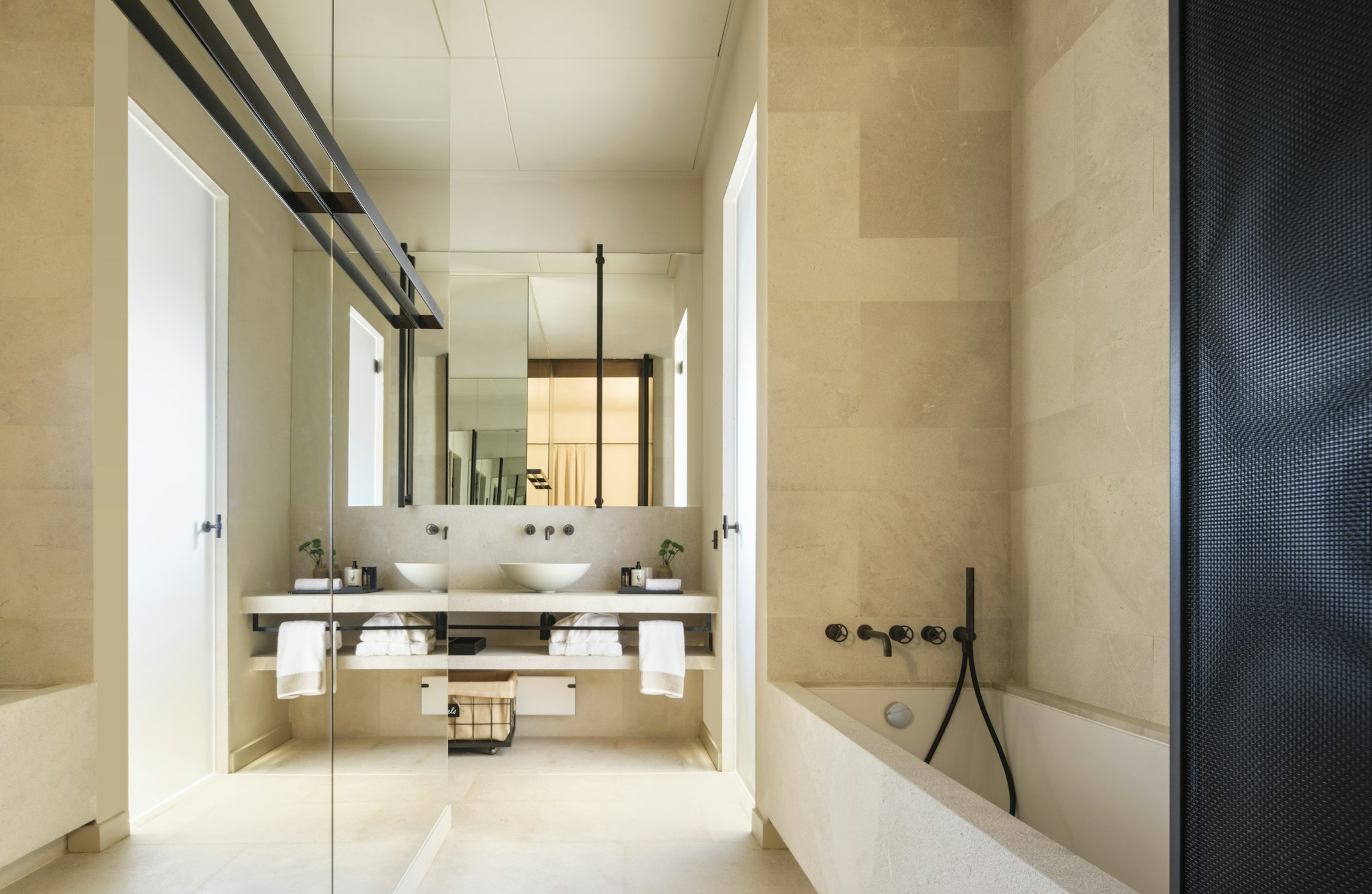 Santanyi Suite - Bathroom