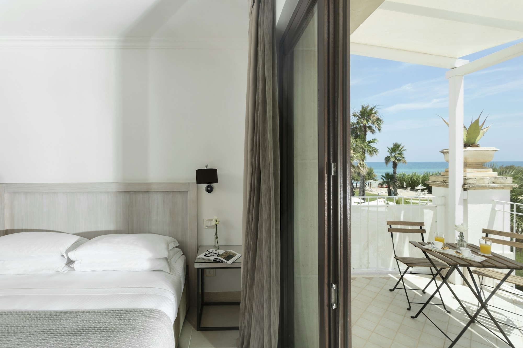 Junior Suite Side Sea View