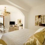 Deluxe Suite Open Plan Bedroom - King-Size Bed