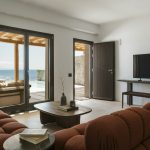 Royal Beachfront Infinity Pool Villa - Living Area