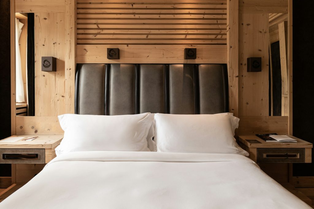Deluxe Plus - Bedroom