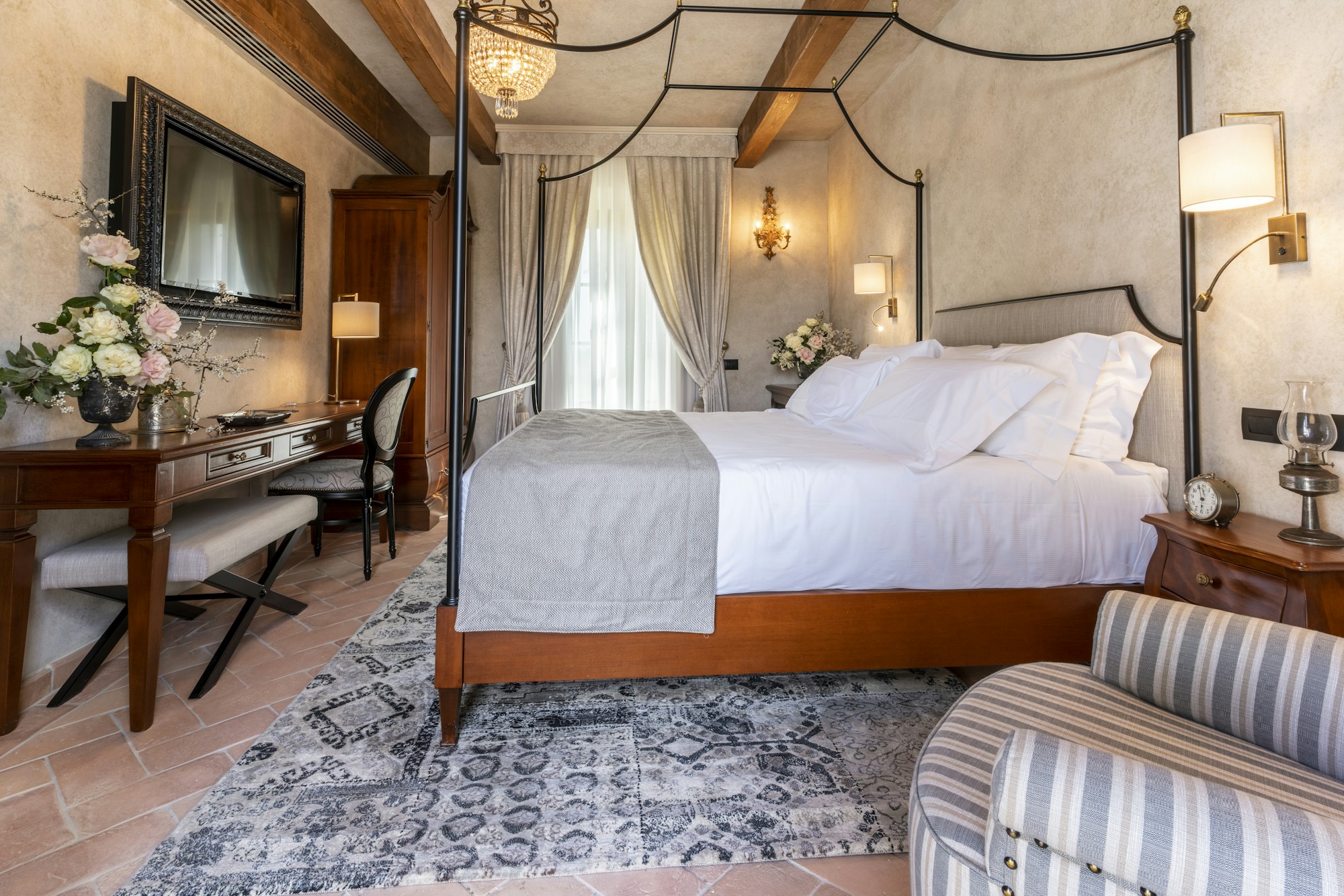 Pool Junior Suite - Bedroom