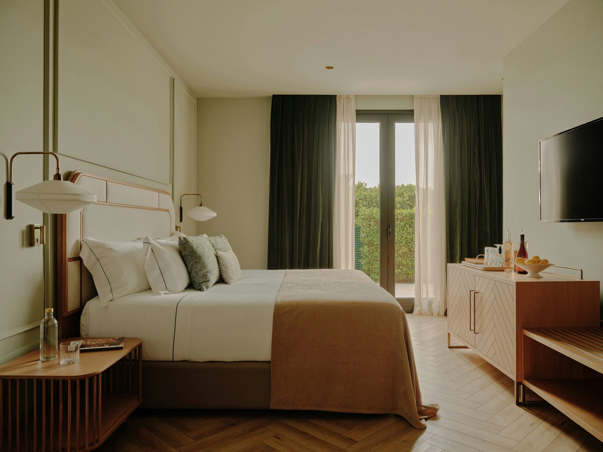 Premier Garden - Bedroom
