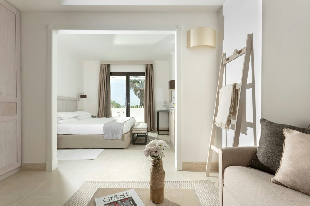 Junior Suite Side Sea View