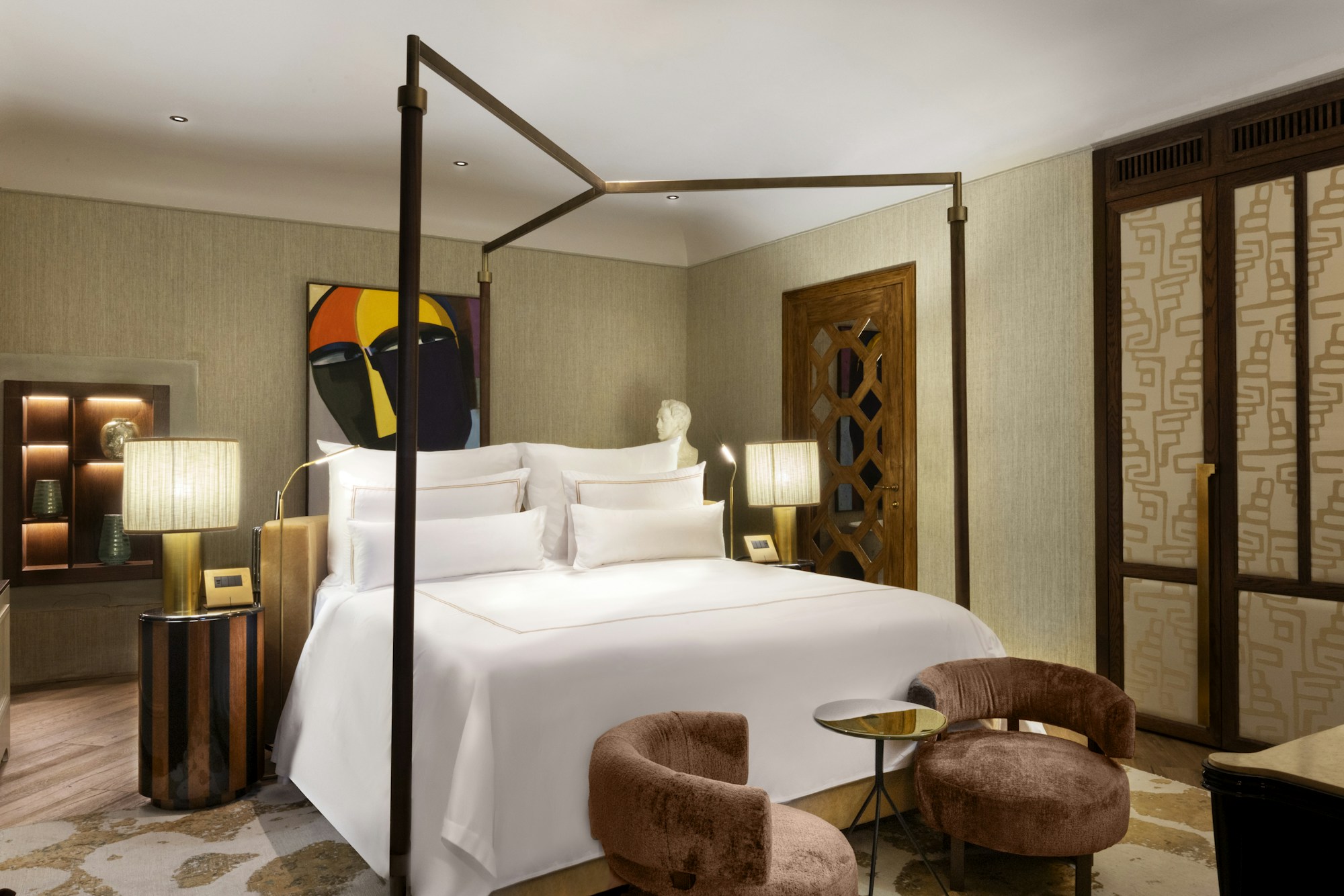 Court Suite - Bedroom