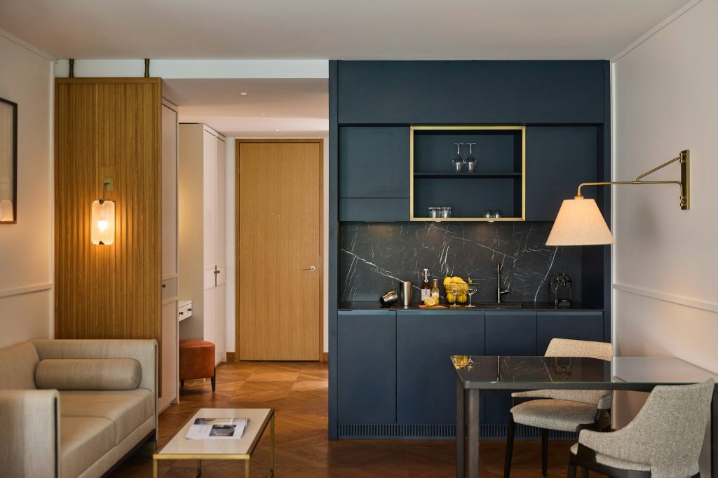 Lakeview Deluxe Studio with Balcony - Living Area