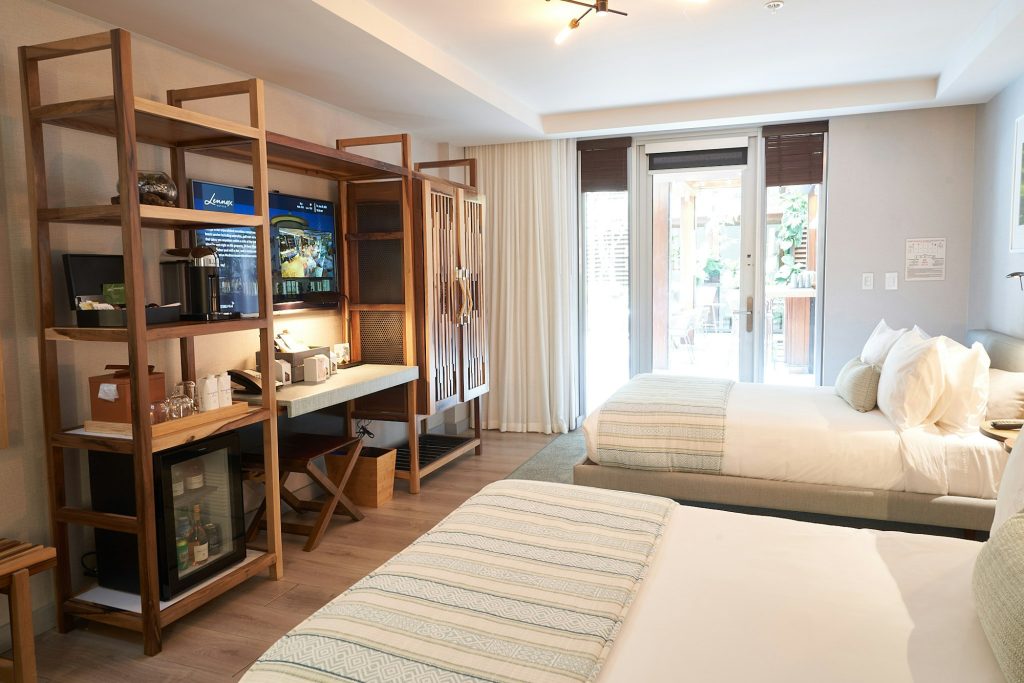 Pool Double Room - Bedroom