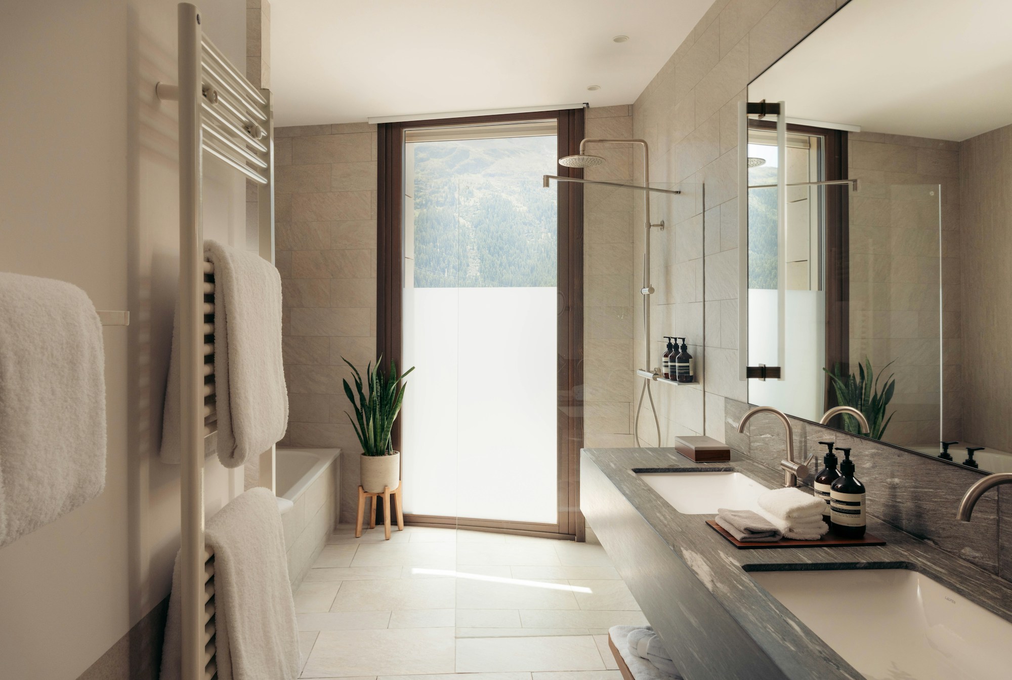 Grace Deluxe Room