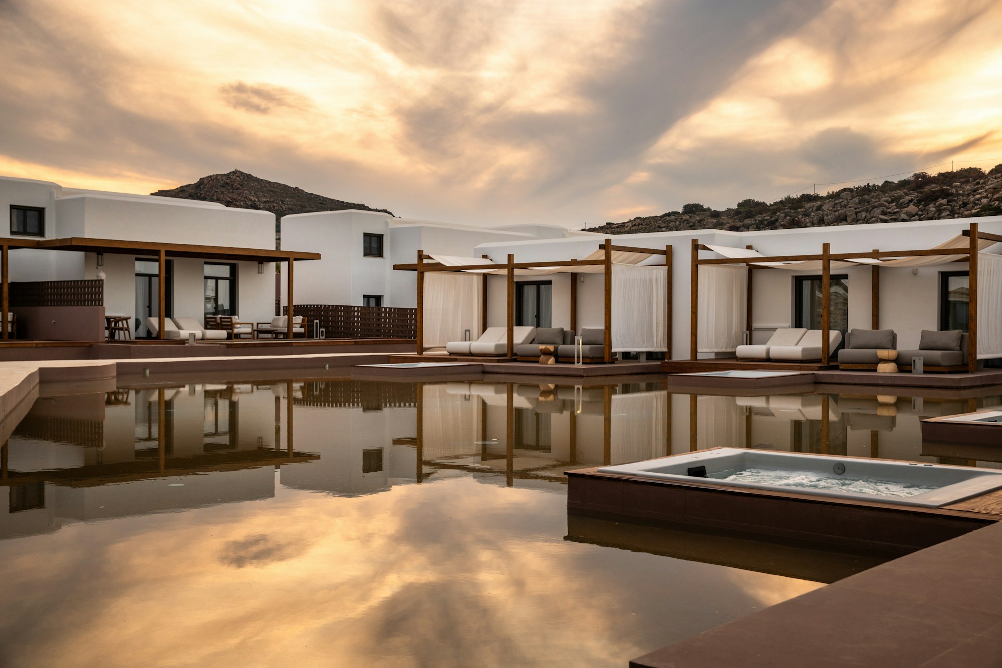 Laguna Coast Resort
