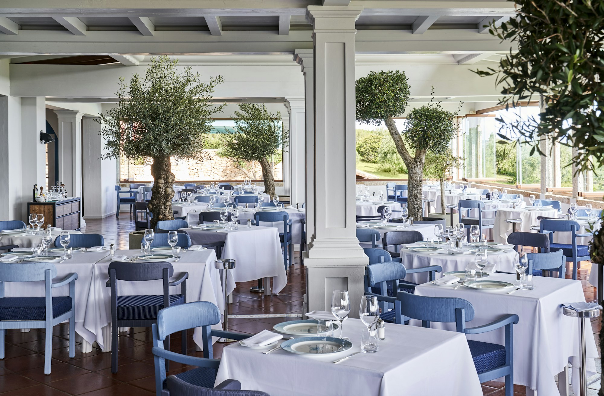 Blue Moon Restaurant