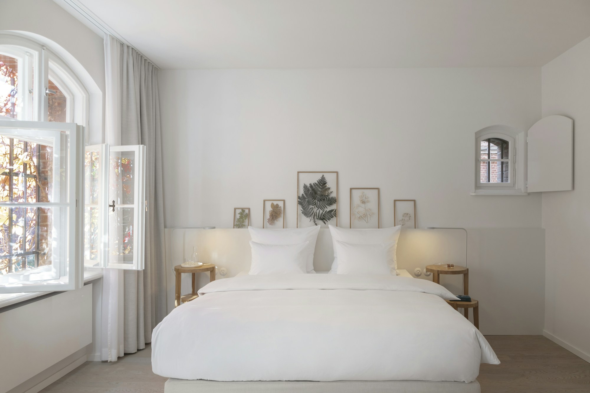 Garden View - Bedroom