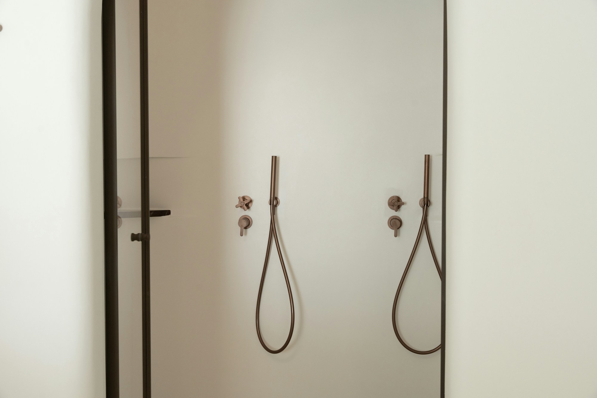 Honeymoon Suite Plunge Pool - Bathroom