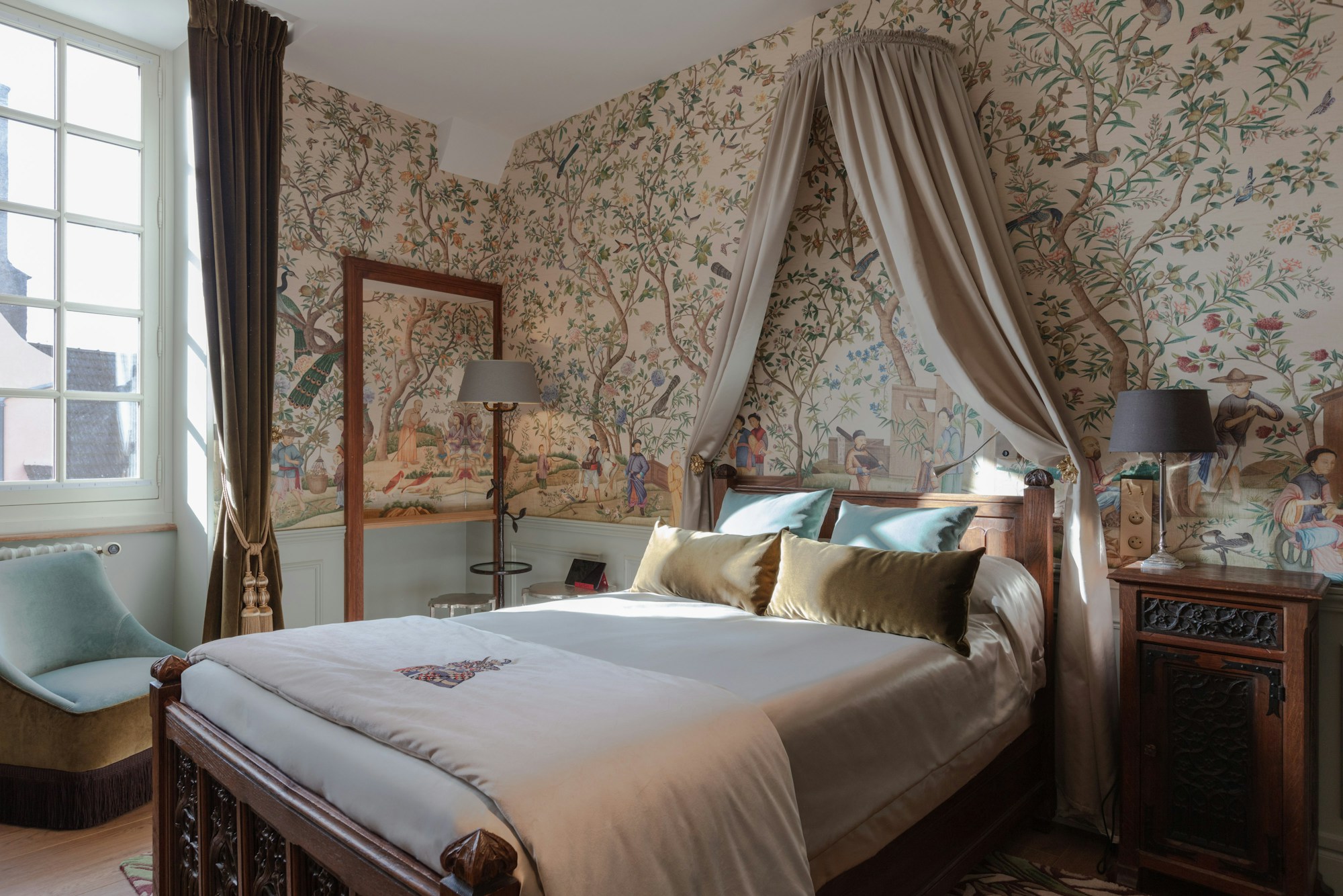 Deluxe Premier Cru Room - Bedroom