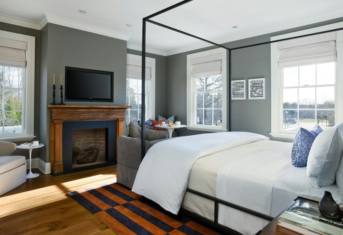 House Guest Room L